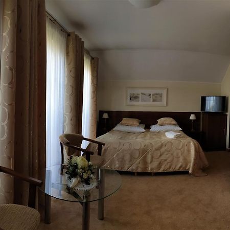 Villa Mechelinka เมคเคอลินกิ ภายนอก รูปภาพ