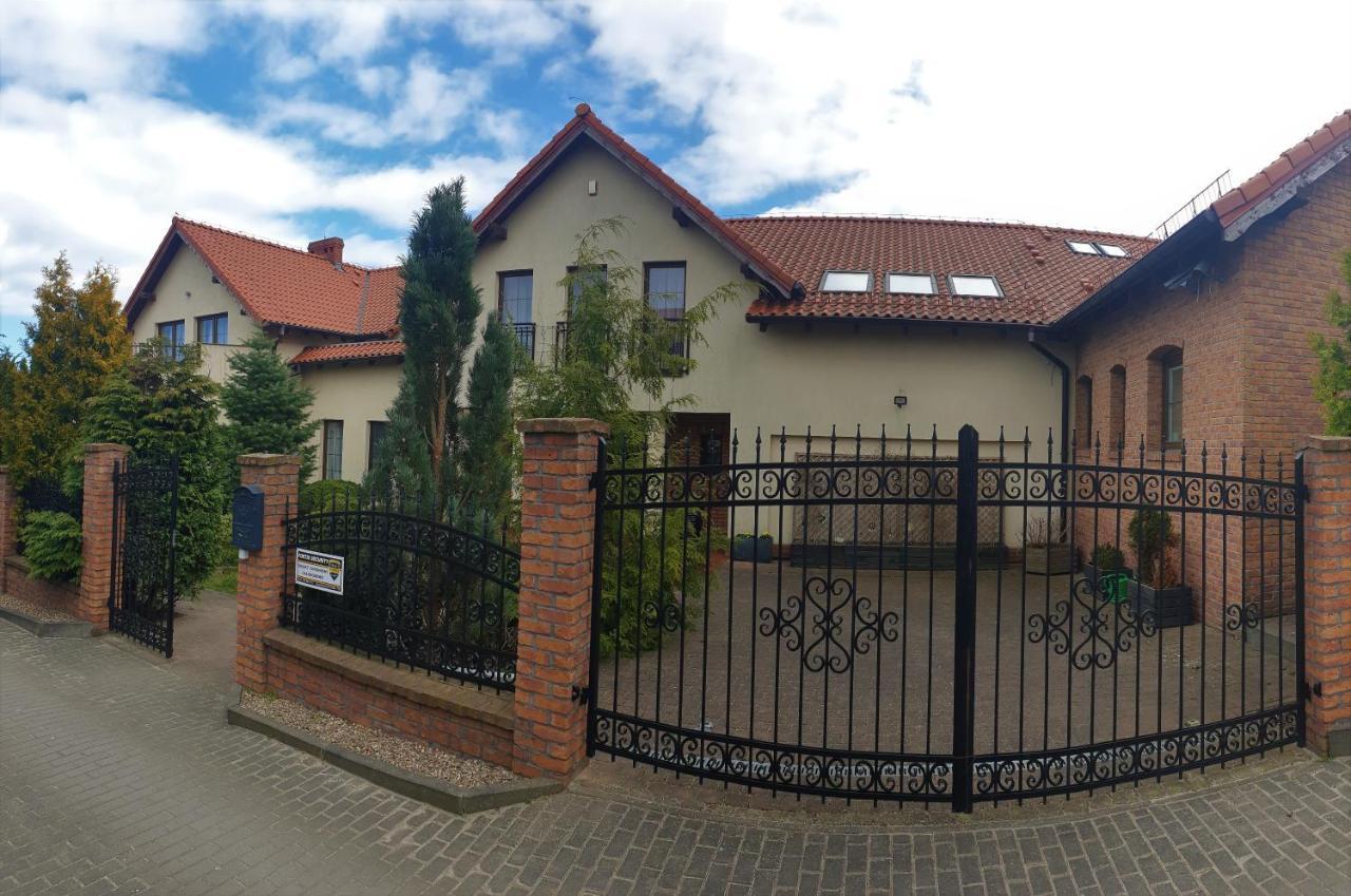 Villa Mechelinka เมคเคอลินกิ ภายนอก รูปภาพ